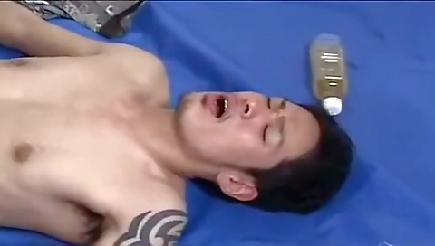 Hot chick loves anal sex