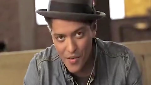 Hot blonde fucked by foot girls