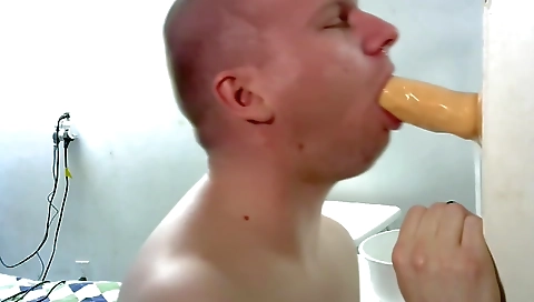 Showing and cum after a costume fuck