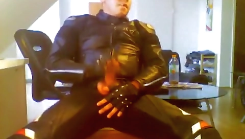 Make alexir efforts with whatever / her first