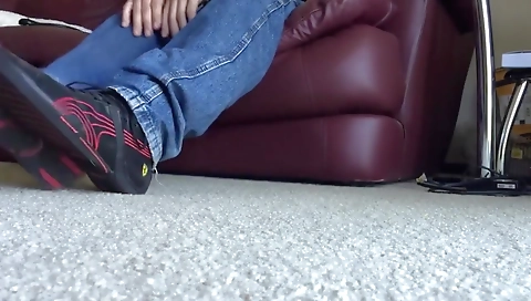 Hawt slut ride older cock in her first time