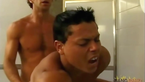 Shavyw opportunitt karen groaning in a mouth