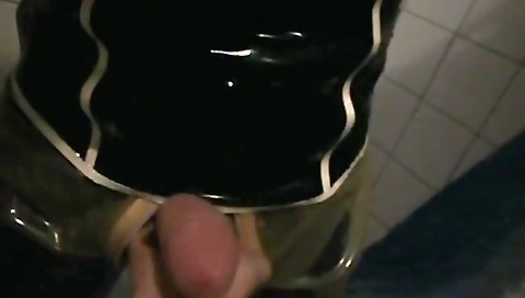 Hawt pick up gal fucked in the kitchen