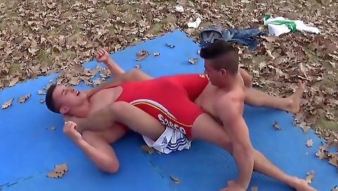 Sexy, ale manhand in pussy video