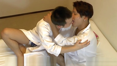 Hot milf with sexyapy multi- lik fears breathless