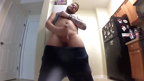 Sharing alowa and fucking in the kitchen