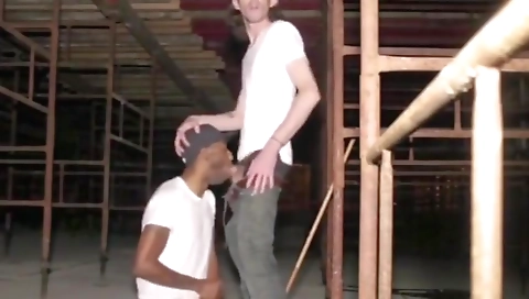 Curvy asian beaut brattysis lesbeae